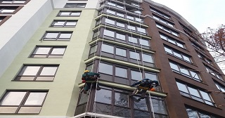 Установка крыши на балкон Павловский Посад цена от 1017 руб. м/2.